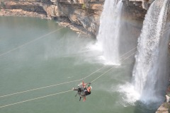 29028-Adventure-World-Waterfall-Rappling-Valley-Crossing-2
