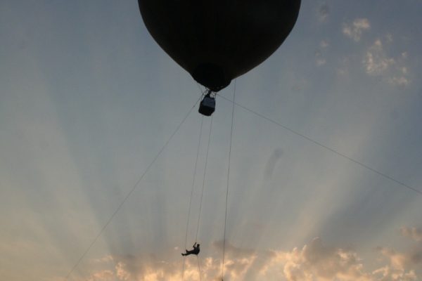 29028 Adventure World - Hot Air Balloon 2