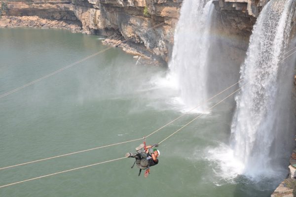 29028 Adventure World - Waterfall Rappling - Valley Crossing 2